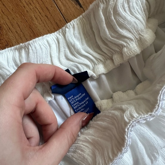 Wide leg flowy white pants - Picture 10 of 14